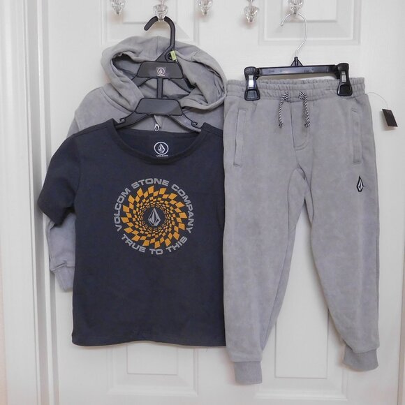 NWT 3pc Volcom Gray Hooded Sweatshirt Logo Shirt & Joggers Set sz 4t - Picture 1 of 2